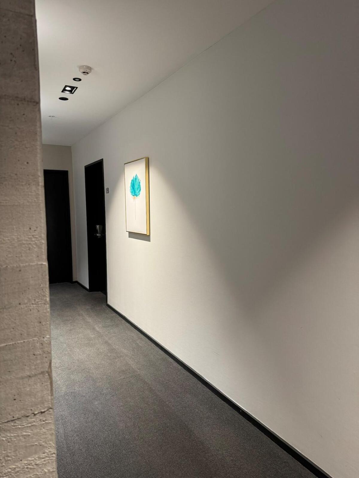 Whitewood 1b Apartment